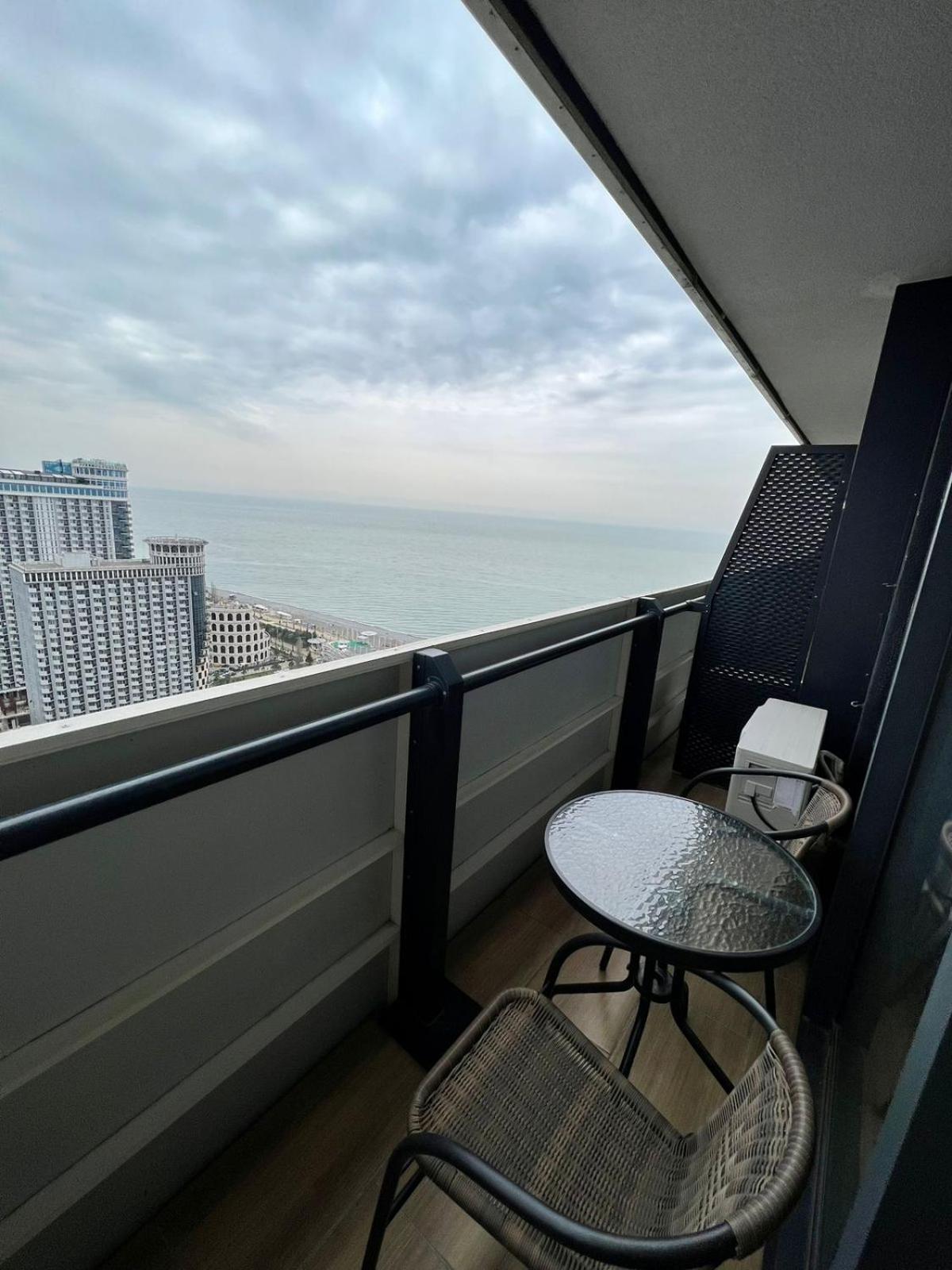 Orbi City Seaview Batumi Esterno foto