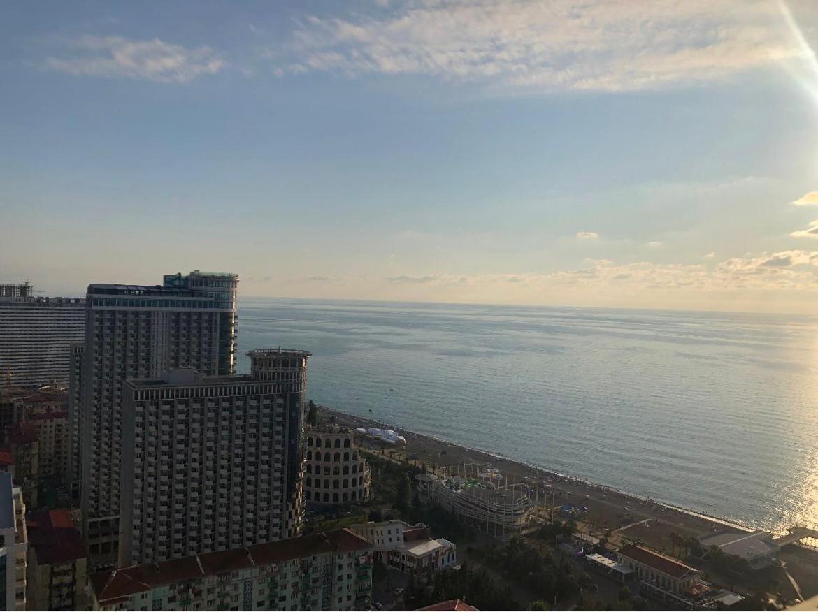 Orbi City Seaview Batumi Esterno foto